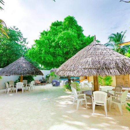 Ras Beach Inn Rasdhoo Eksteriør billede
