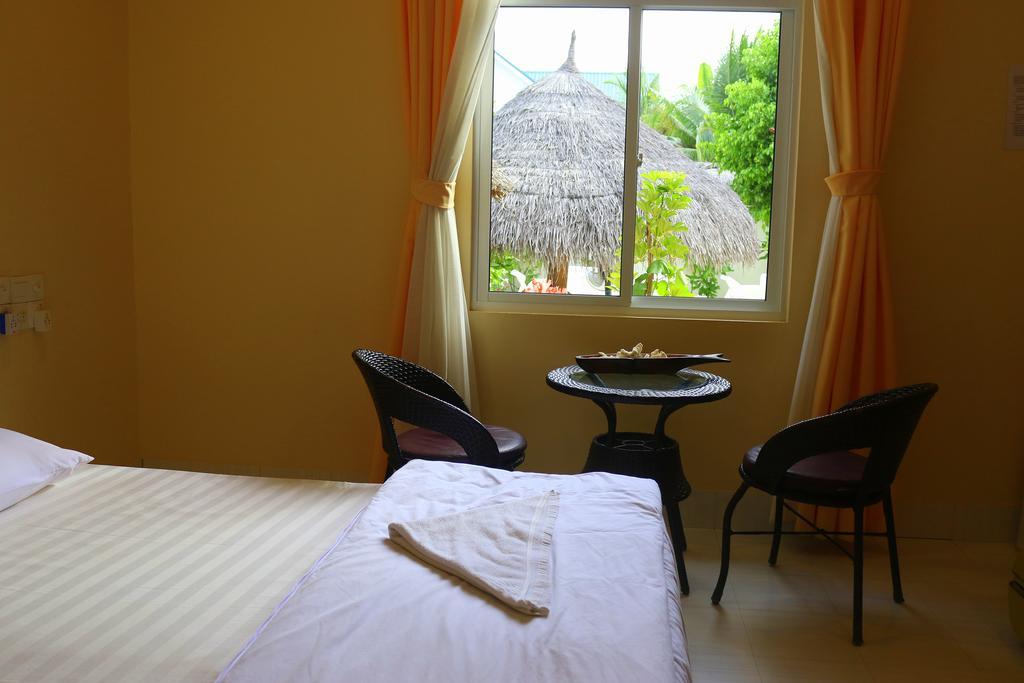 Ras Beach Inn Rasdhoo Eksteriør billede