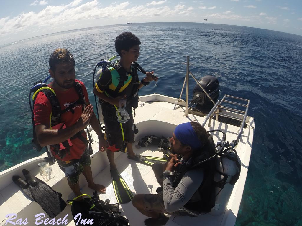 Ras Beach Inn Rasdhoo Eksteriør billede