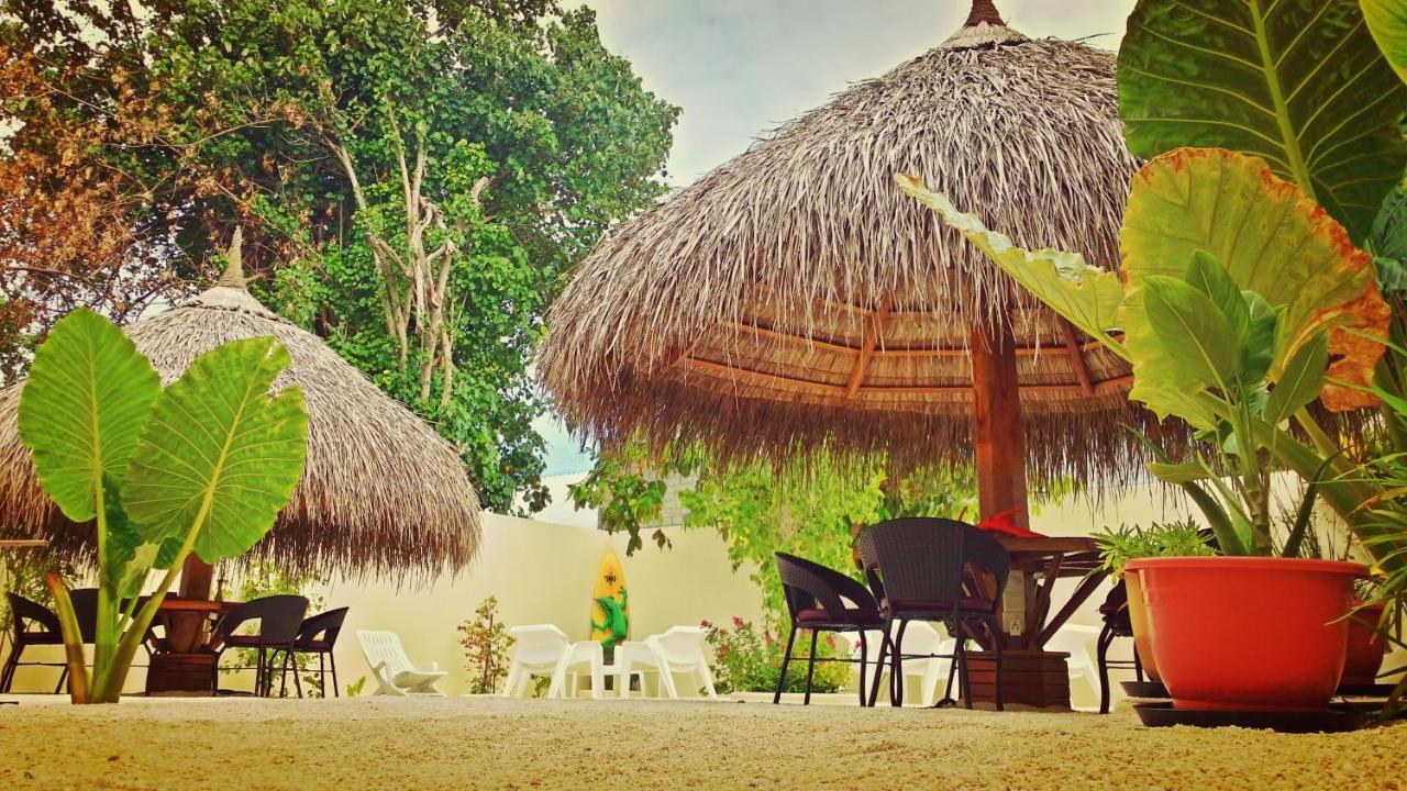 Ras Beach Inn Rasdhoo Eksteriør billede