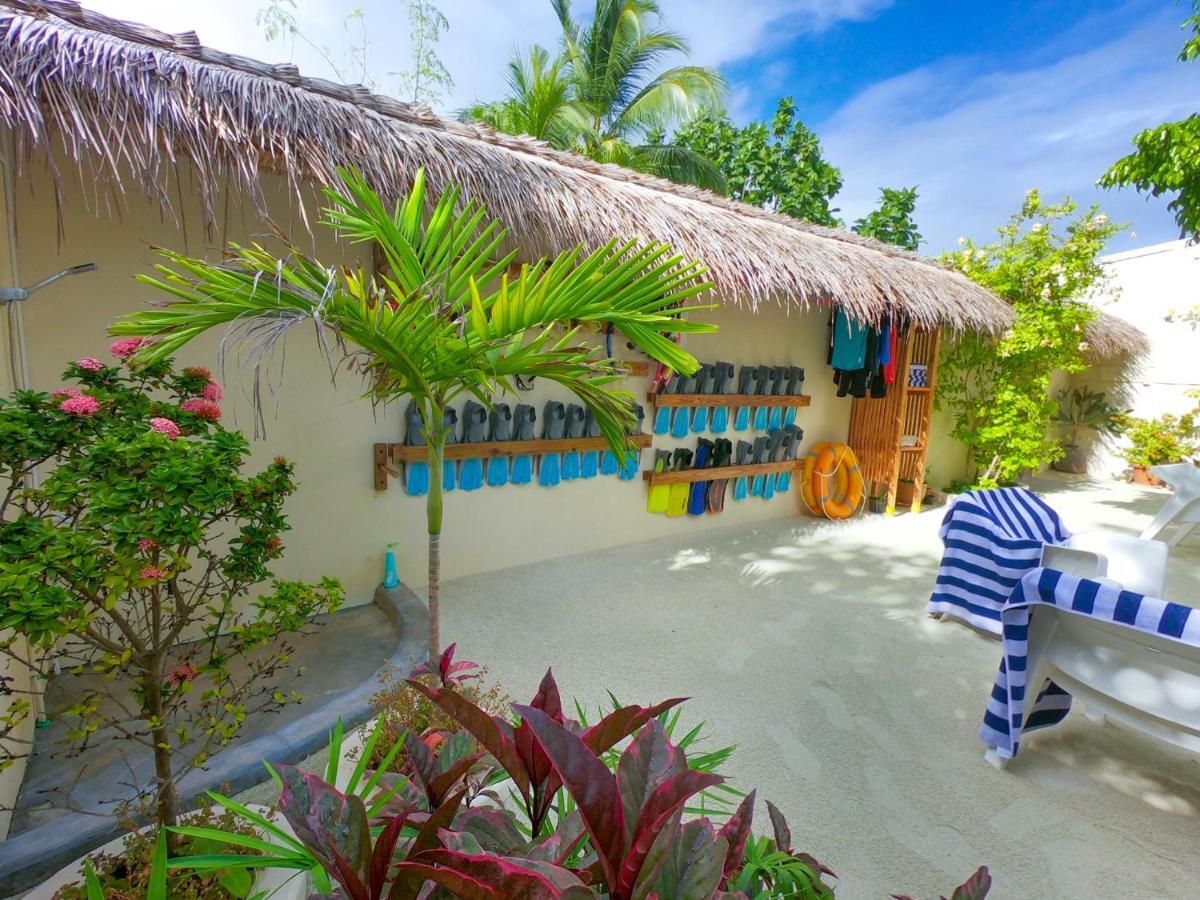 Ras Beach Inn Rasdhoo Eksteriør billede