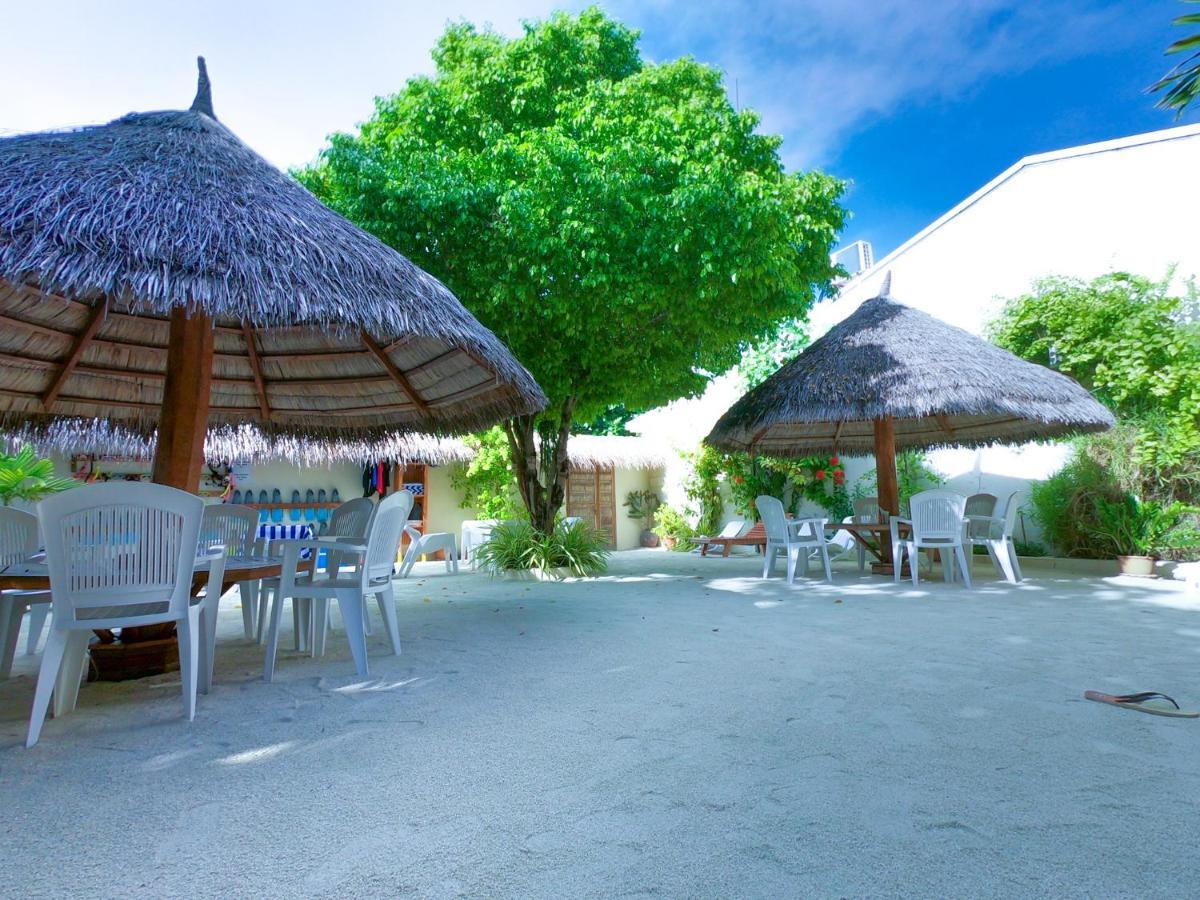 Ras Beach Inn Rasdhoo Eksteriør billede